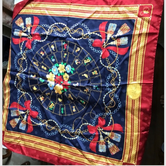 Basile hand rolled women Silk Écharpe/scarf gorgeous print & colours - Picture 7 of 7